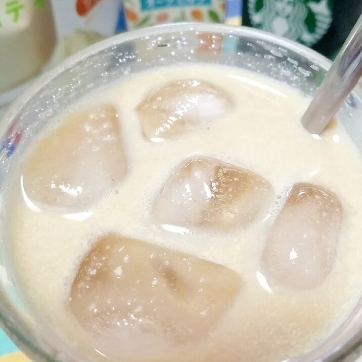 アイス☆プロテインオーツミルクカフェラテ♪
